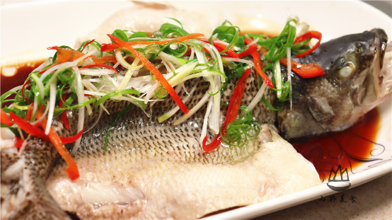 无论蒸什么鱼，用盐和料酒腌制就错了，教你一招，鱼肉洁白还不腥