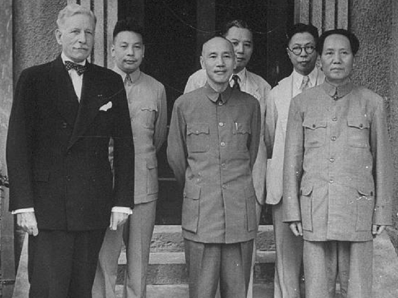 1961年，中央获绝密情报，伟人命令立即发给蒋介石：有人要暗杀你