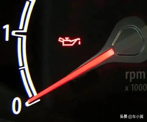 汽车仪表灯含义全解析：常见指示灯代表意义一览