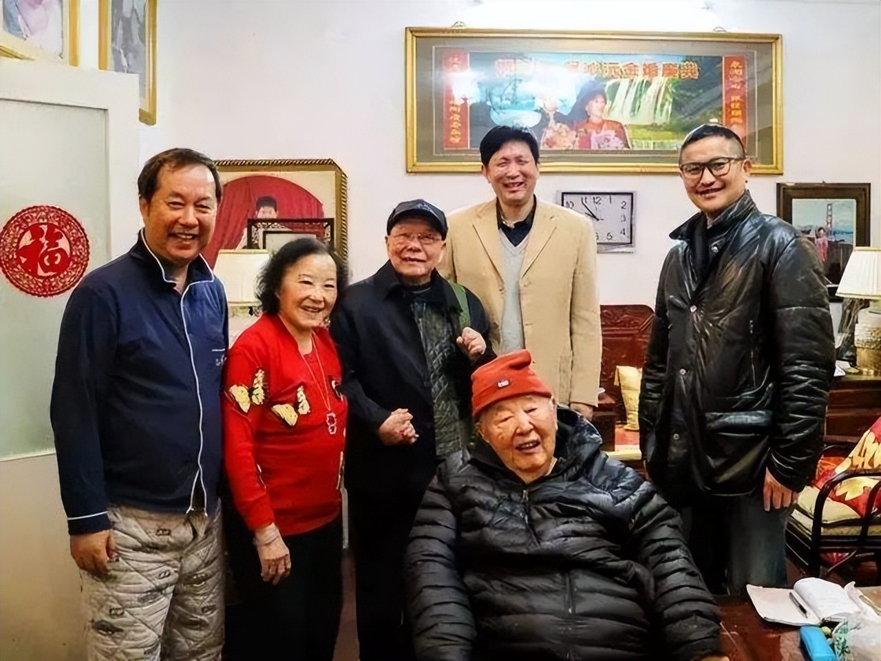 他是毛主席老乡，曾任湖南省省长，为湖南奉献54年，活到了95岁