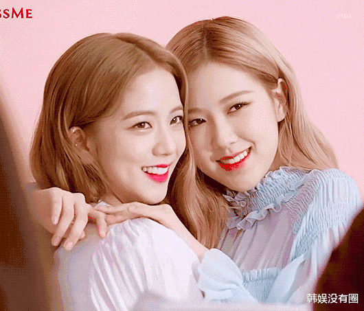 blackpink智秀模仿rose性感pose说实话一模一样