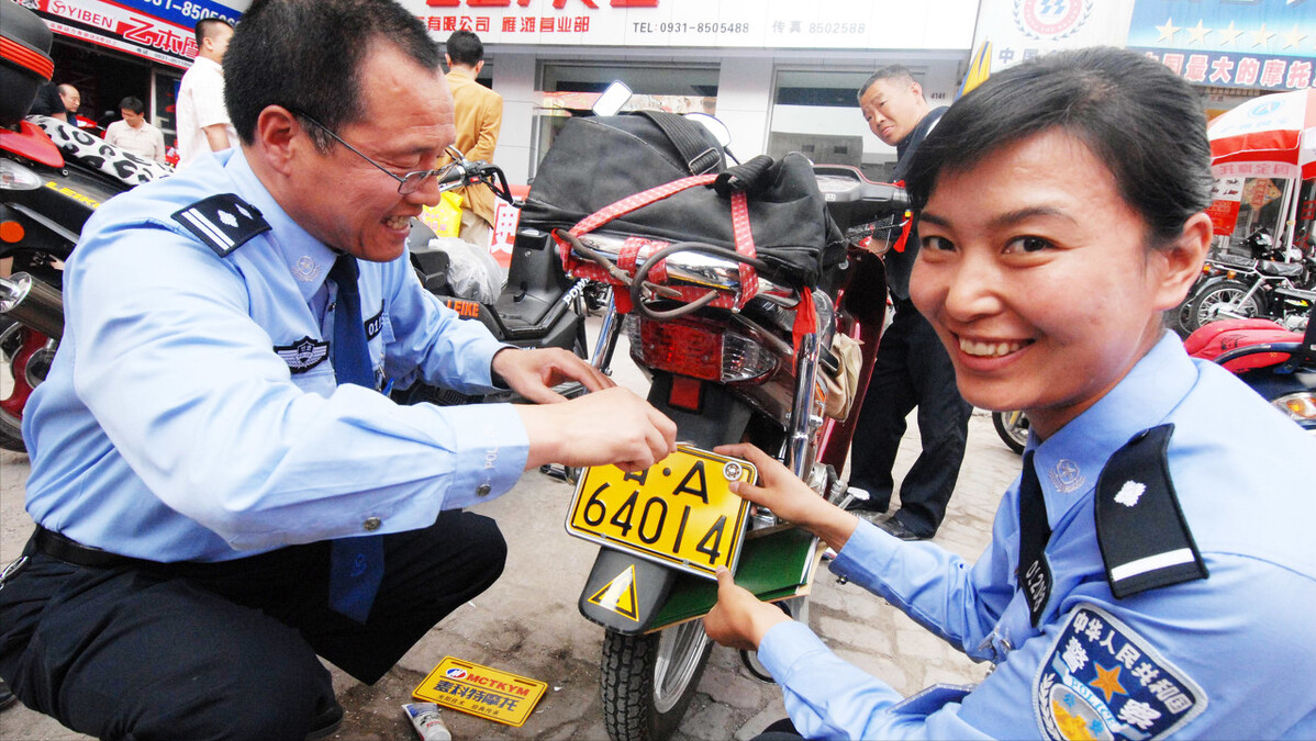 只要这类驾照，电动两轮车、电动三轮车都可以驾驶，再不怕被查