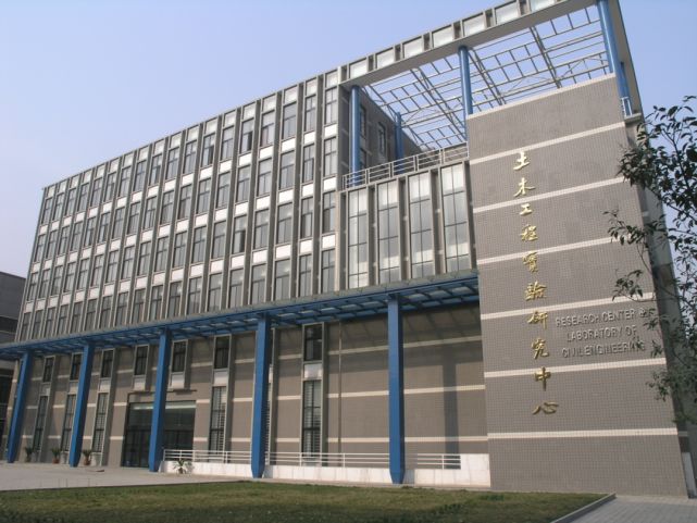 西安建筑科技大学：除了建筑土木类本科专业，还有什么专业不错？