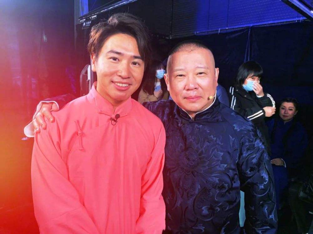 10位過氣主持人，做婚禮司儀，與妻子離婚，得重病，各有各的心酸