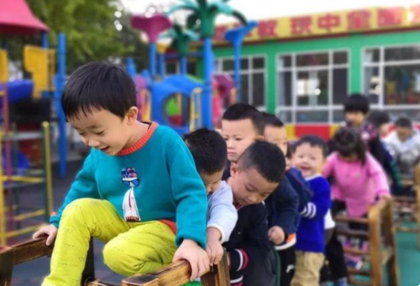 公立幼儿园和私立幼儿园有何不同？上小学就能看出来，家长别选错