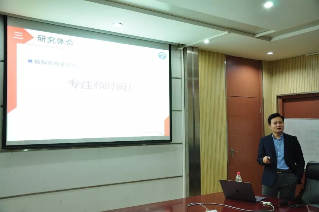 关注！湖北2位青年教师：双双上榜省级名单，获授这项最高荣誉，任职同校！