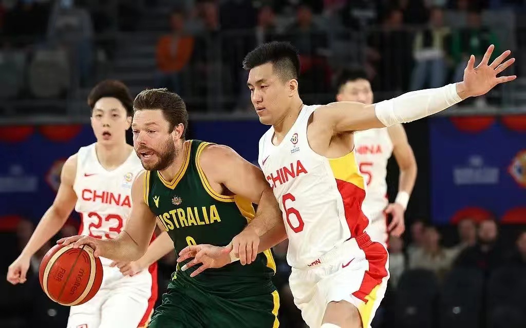 为什么男篮后卫很少去nba(不吹不黑！中国男篮后卫组织混乱，是失败最大的软肋)