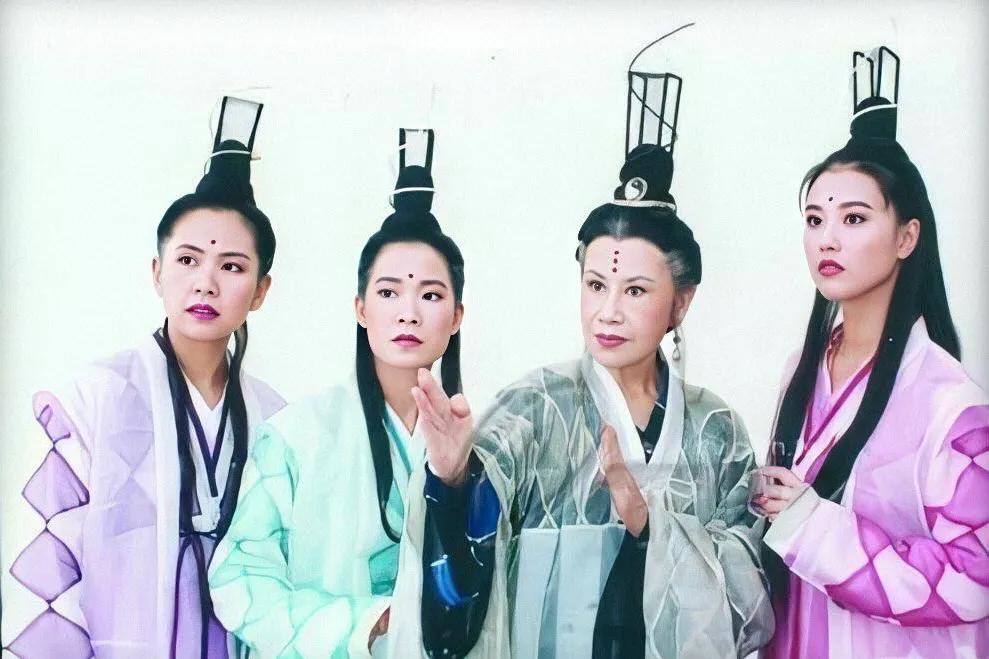 我曾拒演过周芷若，但这个悲剧人物脆弱的一面吸引到我了