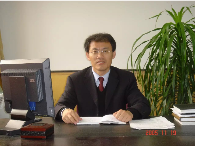 5年一选！这13人先后登上人民大会堂，获这一最高荣誉，还是校友