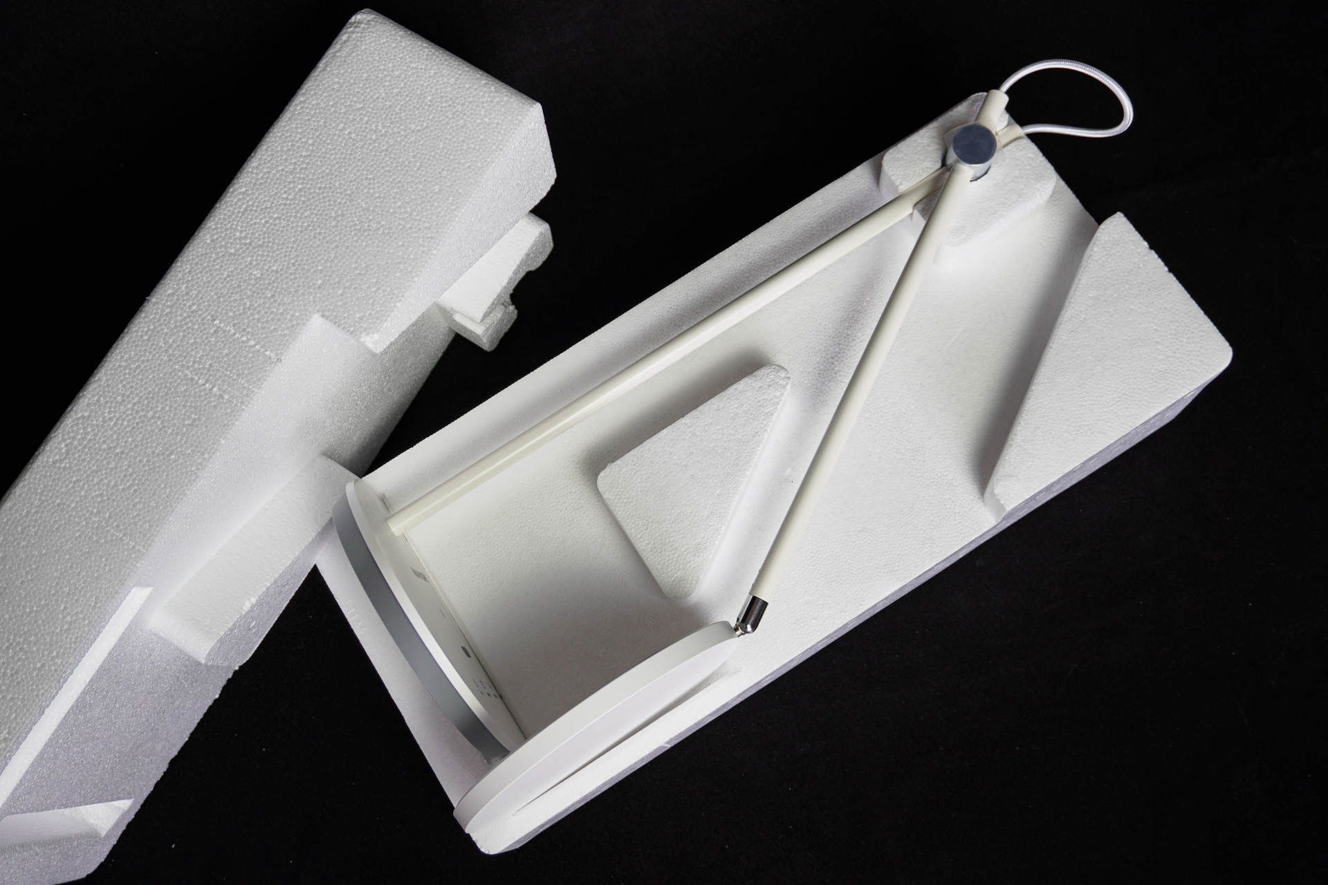 给孩子一个纯粹的学习灯！南卡新品L1学习灯体验