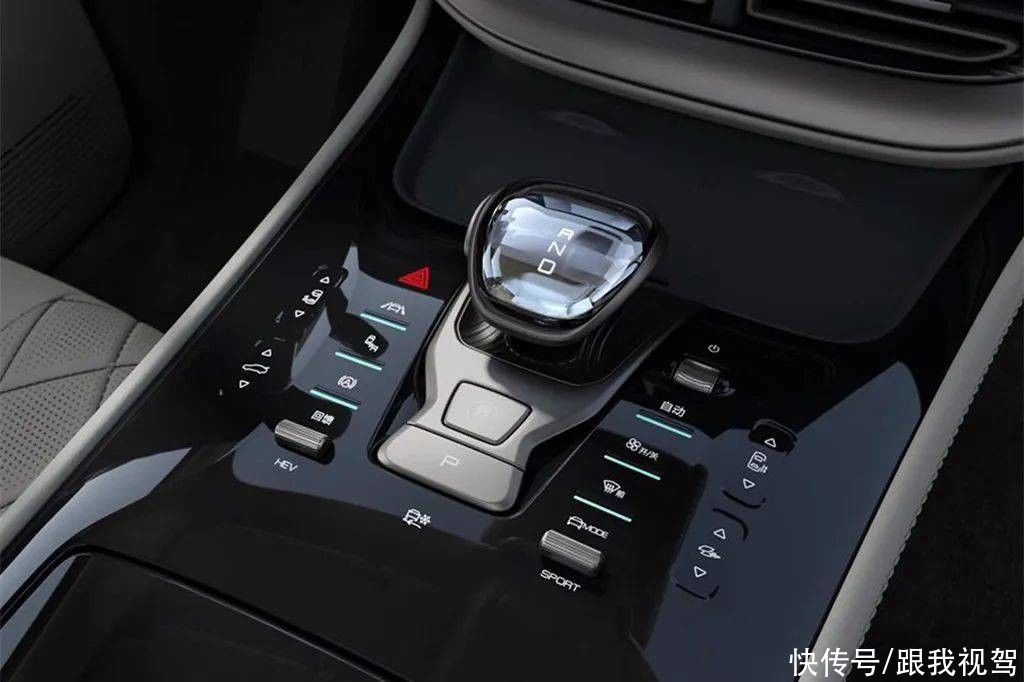 百世中通发布2021企业社会责任报告，唯品会Q1营收同比下滑11.3%