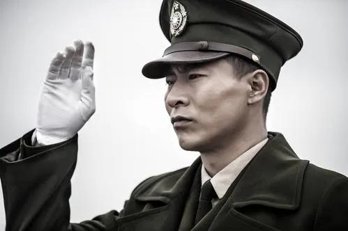 《林深见鹿》热播:再看剧中8位男星，全都不是省油的灯，演技极好