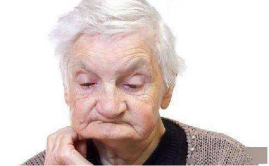 老年人一般多少岁才开始"掉牙"?牙齿脱落后,需要注意什么?