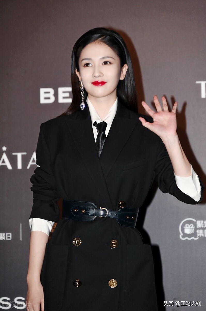 爆料：赵露思 曾舜晞 金晨 易烊千玺 李沁 陈晓 白鹿 肖战 许凯 朱正廷