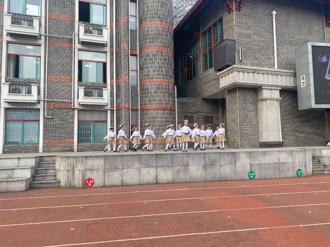 华阳实验小学：秉承“五育并举”理念为孩子们搭起了艺术的平台
