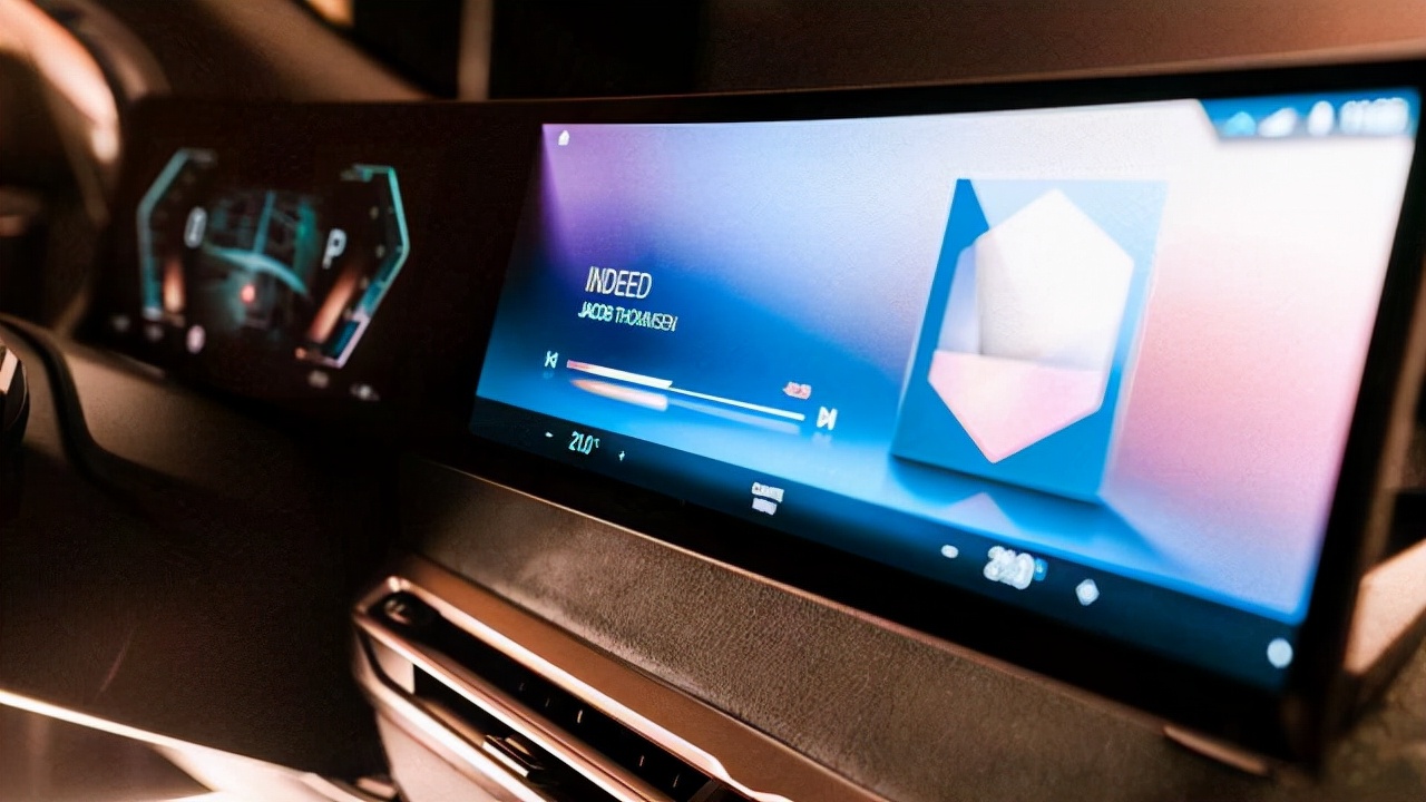 不像宝马5系，也不像宝马7系！新款宝马3系只做自己，内外大升级