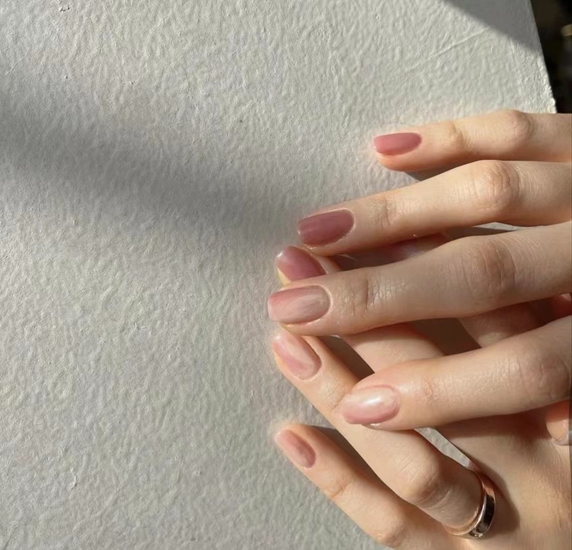 简单美甲图片最新款（三款适合少女的美甲介绍）