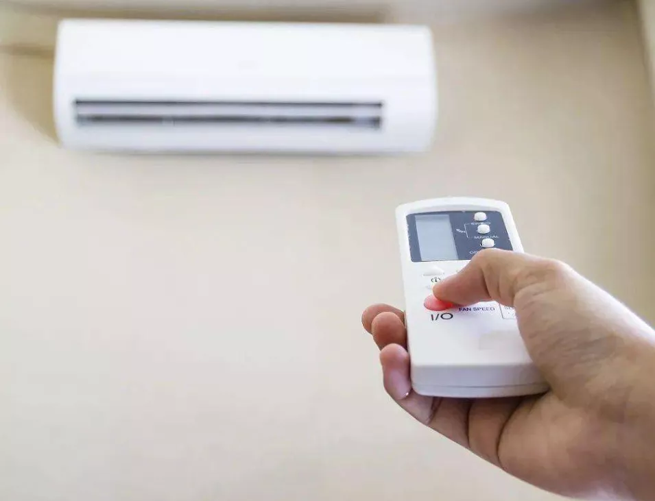 空調室內機滴水是什么原因?教你3招輕松解決