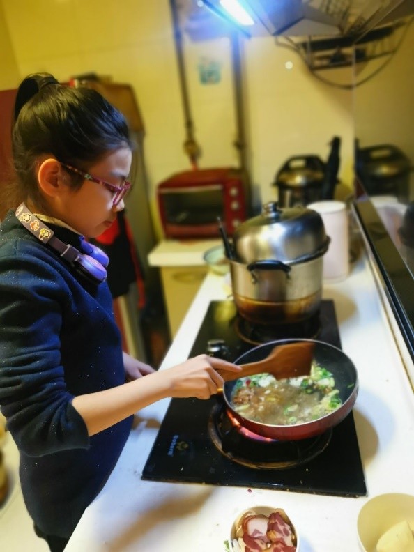 莲湖区青年路小学云端“青蕴课程”为居家学子助力