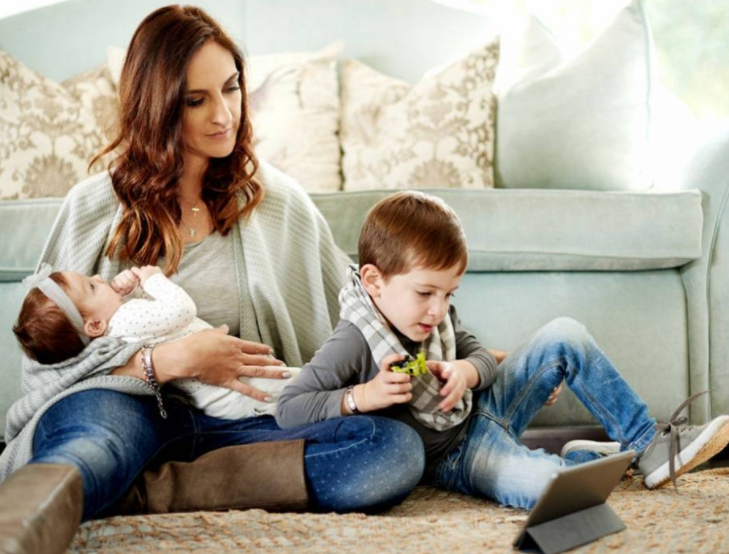 “生二胎”和“不生二胎”的家庭，20年后，各方面的差距不止一点