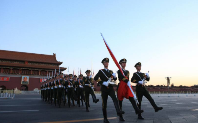 有军旅梦的大学生注意了，直系亲属没有污点，政审也会受影响