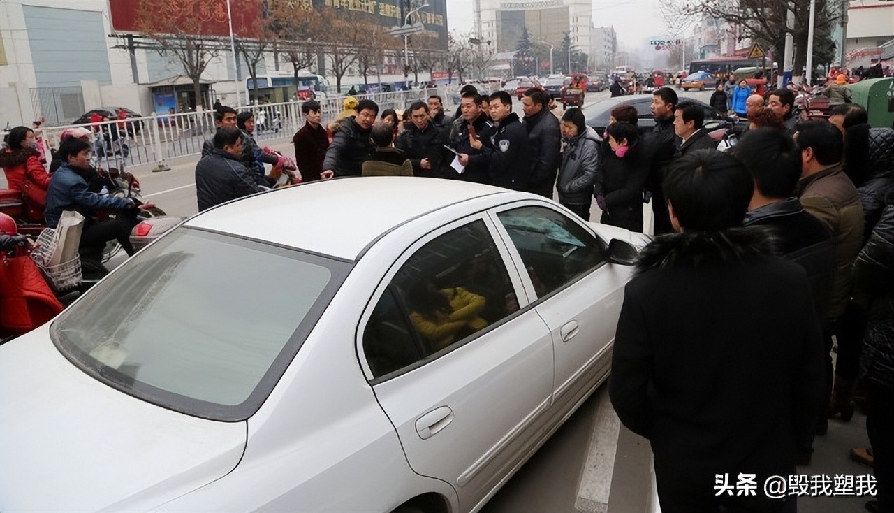 一个人自驾游，有哪些合理且合法的防身用品？