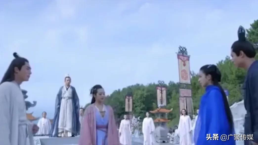 电视剧《花千骨》：花千骨因对白子画太痴情，结果竟毁容颜