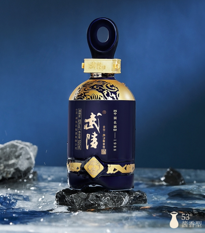 1981年起,武陵酒厂开始酿造酱香型白酒,并在第三届和第四届的全国评酒