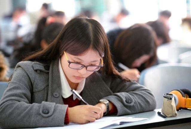 证多不压身，大学期间考下这3个证书，不要等到毕业才后悔