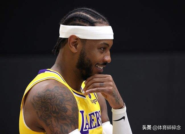 为什么nba那么多辫子(2022年NBA最热门的发型: 光头最经典，脏辫难打理，蓬蓬头人数最多)