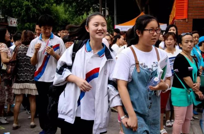 初中三年里，哪一年才是决定中考成绩的关键？班主任老师给出答案