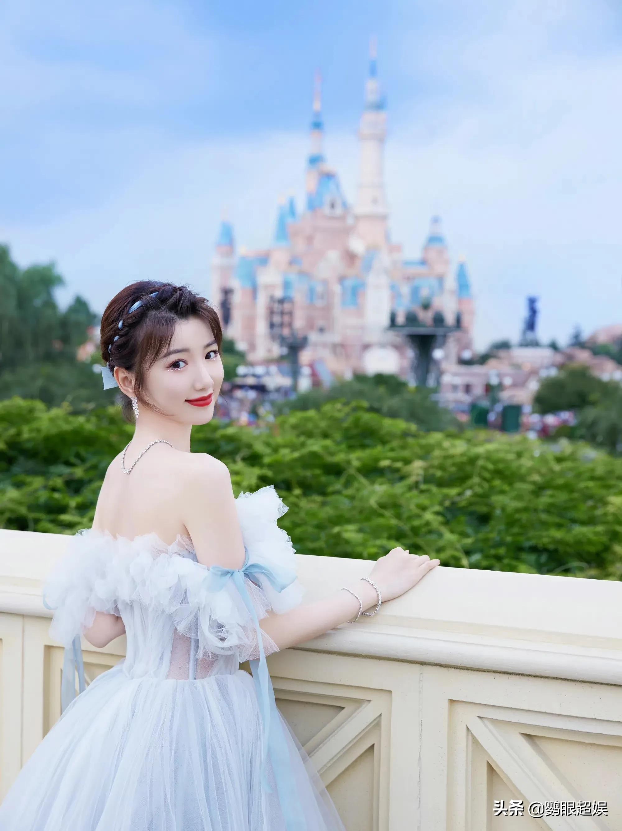 央视镜头下的毛晓彤，每一帧都是大片