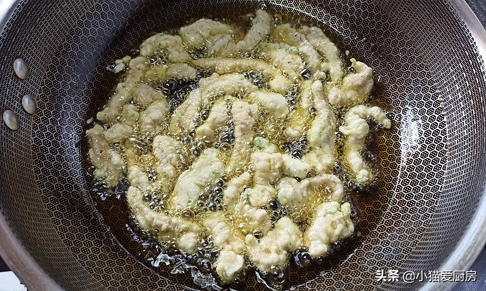 图片[9]-【豌豆尖酥肉汤】做法步骤图 配上鲜嫩的豌豆尖烧成汤 营养又-起舞食谱网