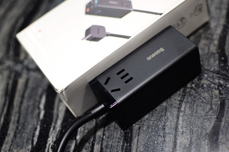 拯救桌面凌乱 倍思65W氮化镓桌面快充插线板