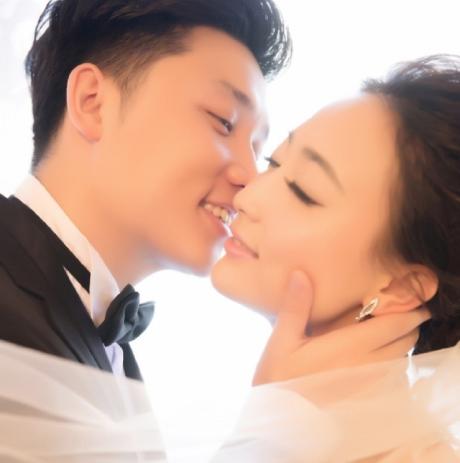 著名演员戴春荣之女郝洛钒：见证父母爱情，我也要像他们一样幸福