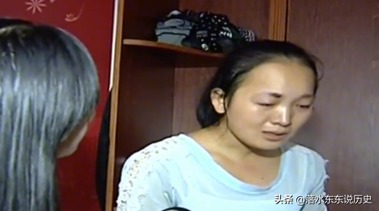 湖南19岁养女高考金榜题名，私下却与富爸爸相认，被骂忘恩负义