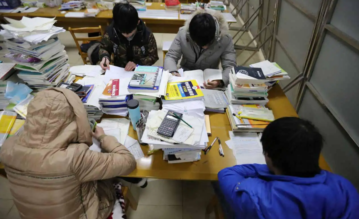 考研只要过国家线，大概率都能录取的学校，有的甚至不需要复试