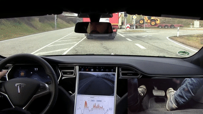 特斯拉单踏板为啥容易误踩油门？30年燃油车老司机踩错几率更大