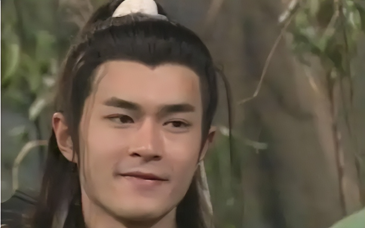 “龙须刘海”不要随便碰，颜值高的仙气飘飘，颜值低的秒变蟑螂精