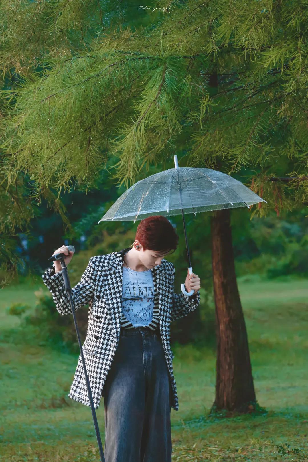 白敬亭：炙热的少年心中永怀梦想与激情