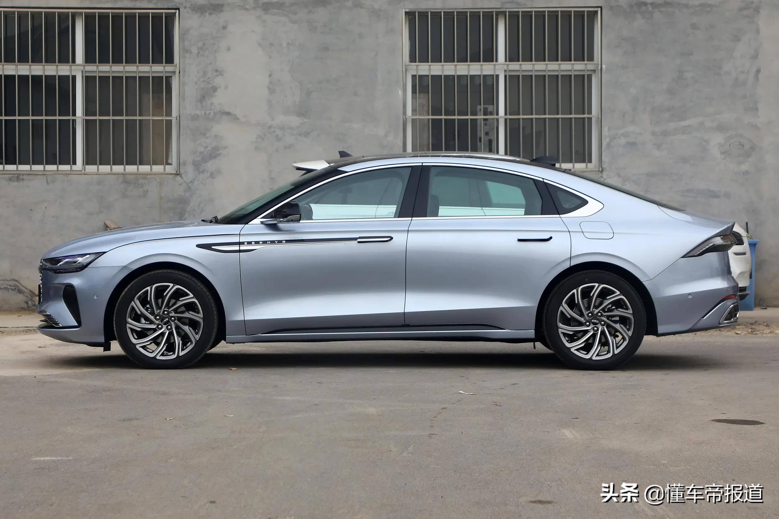 新车|预售25.5万起,豪华感堪比奔驰C级!长安林肯Z将于3月上市