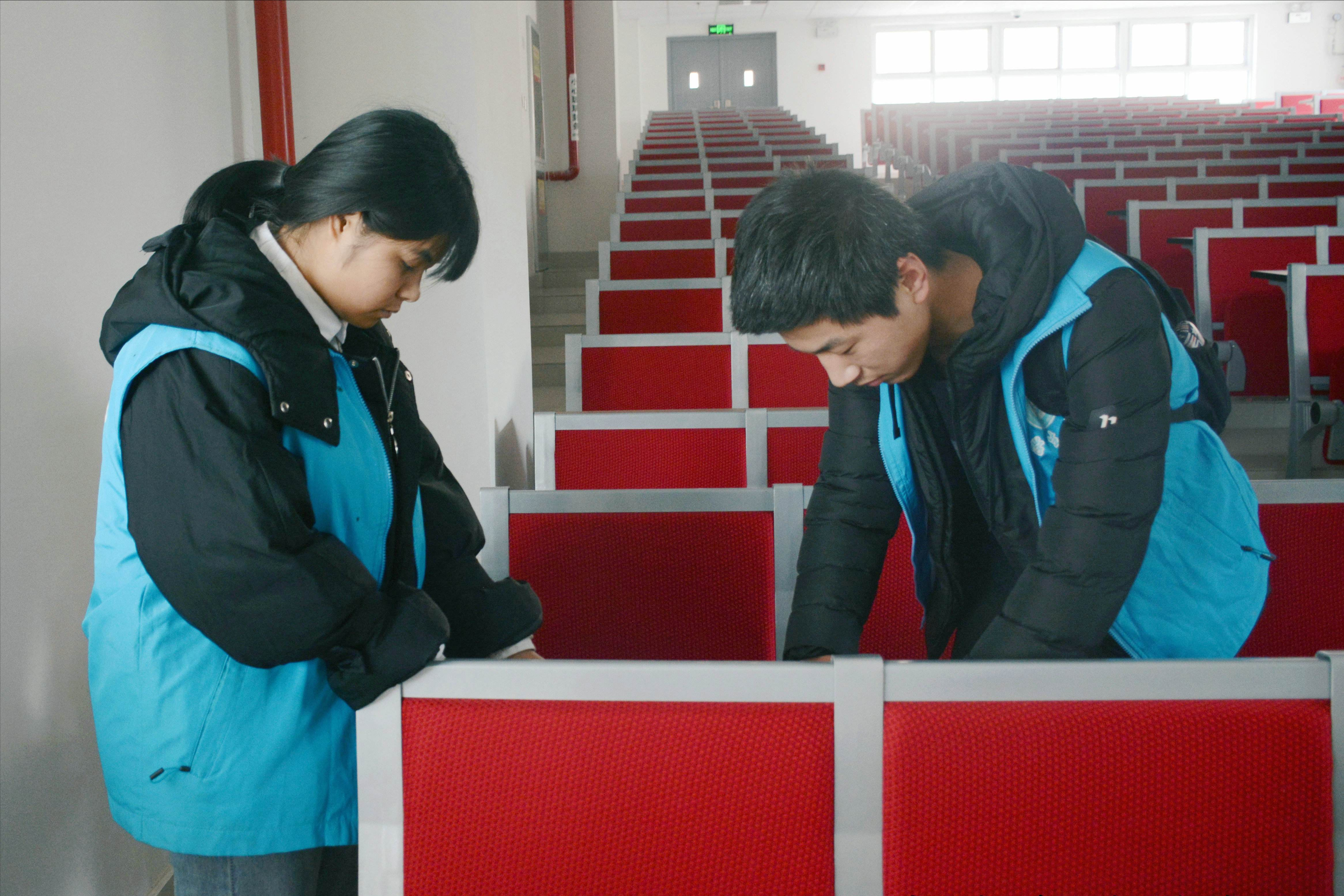 部分大学不让大一新生考英语四六级，老师解释：决定完全符合规定