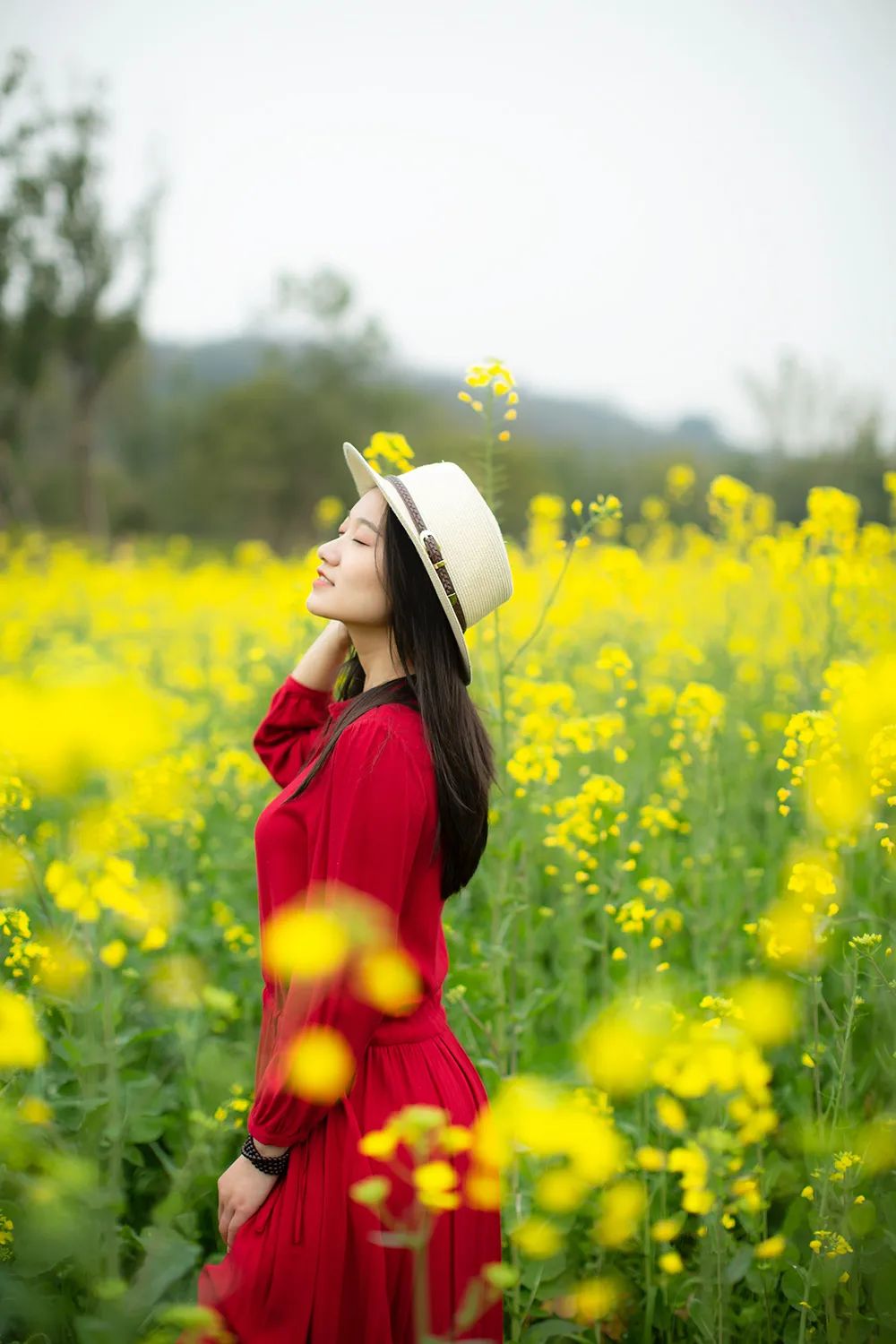 穿對(duì)衣服拍照才好看，春天穿搭注意什么？