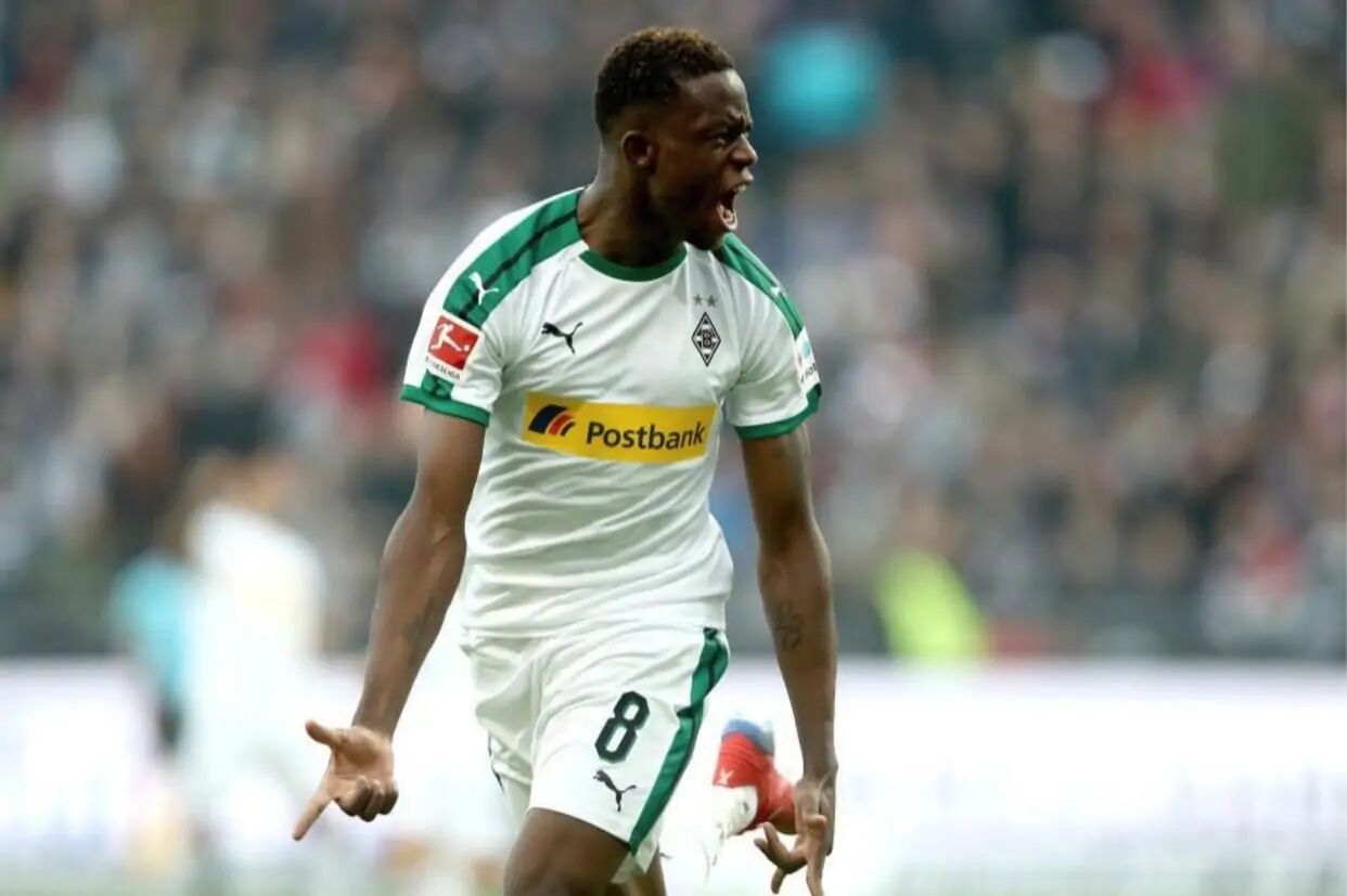 卡马拉霍芬海姆队的前锋kramaric 克拉马里奇阿森纳的新队长lacazette