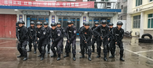 春训练兵正当时丨武功县公安局巡特警大队开展春训大练兵活动