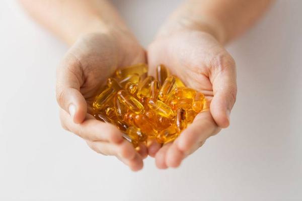 长期服用辅酶Q10，竟能有效抗衰老，那该如何科学服用？一文科普