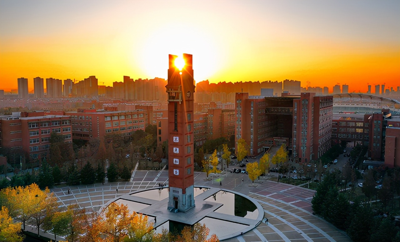 郑州大学各专业在河南录取分排名，临床、计算机、法学竞争激烈