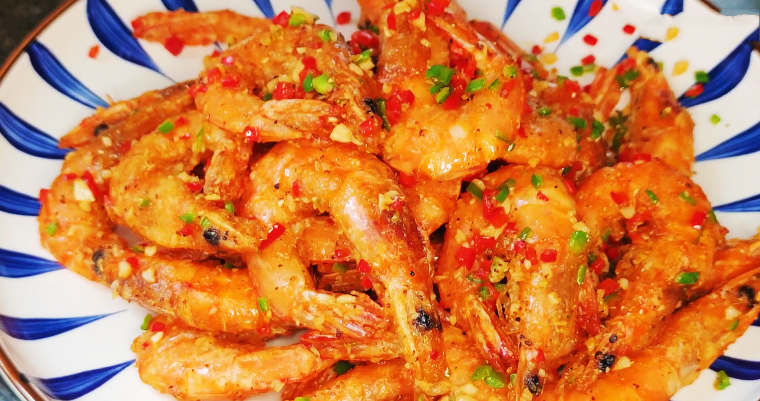 就地过年，年夜饭16道传统吉祥菜，南北方朋友都爱吃，丰盛不浪费