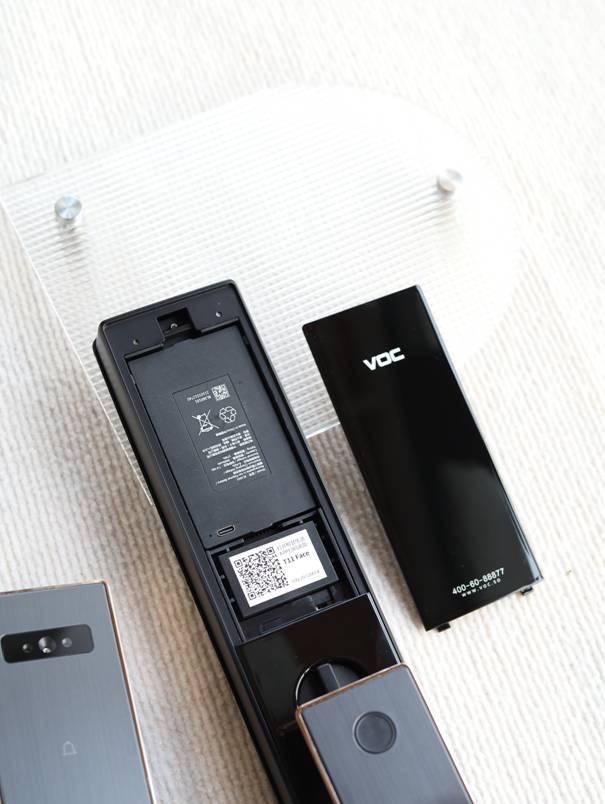 ​开门不用手-VOC面部识别T11 face门锁评测