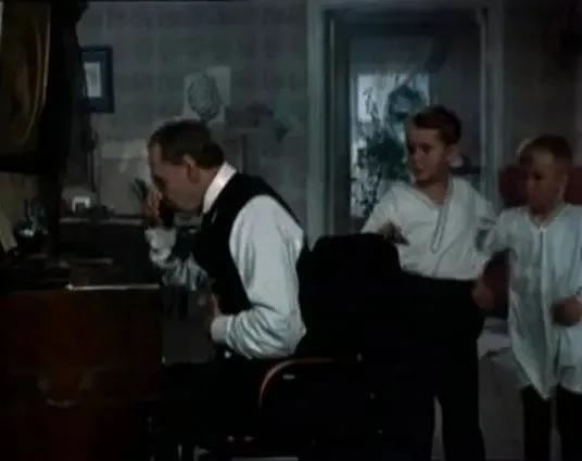 世界电影（0126）苏联电影《脖子上的安娜》（1954）剧照欣赏